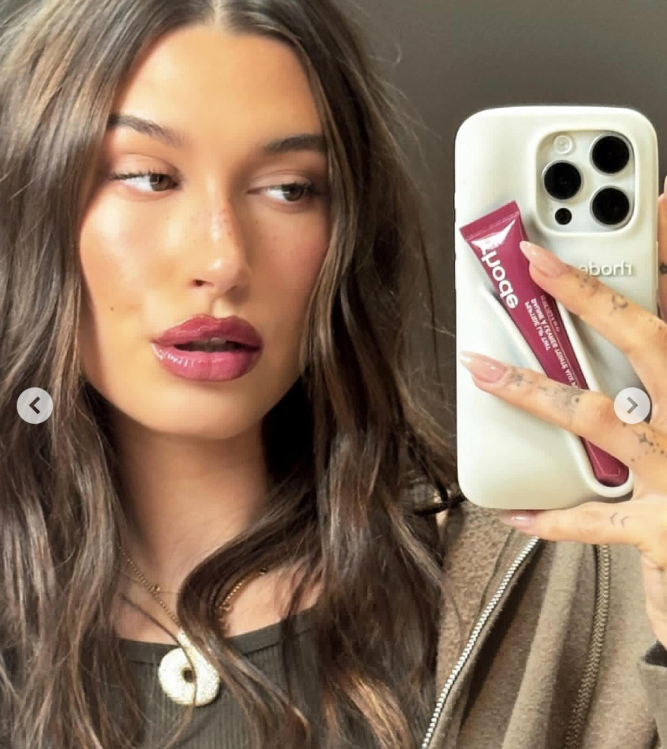 Rhode peptide lip tint (shade raspberry jelly )