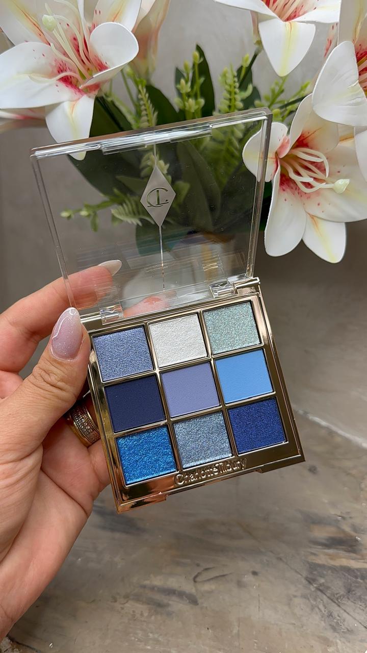 Charlotte Tilbury blue palette Limited-edition blue eyeshadow palette with 9 nostalgic denim shades.