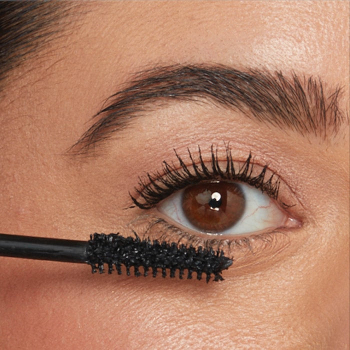 IT Cosmetics
Superhero Elastic Stretch Volumizing and Lengthening Black Mascara