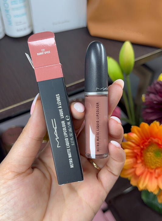 MAC RETRO MATTE LIQUID LIPCOLOUR long lasting