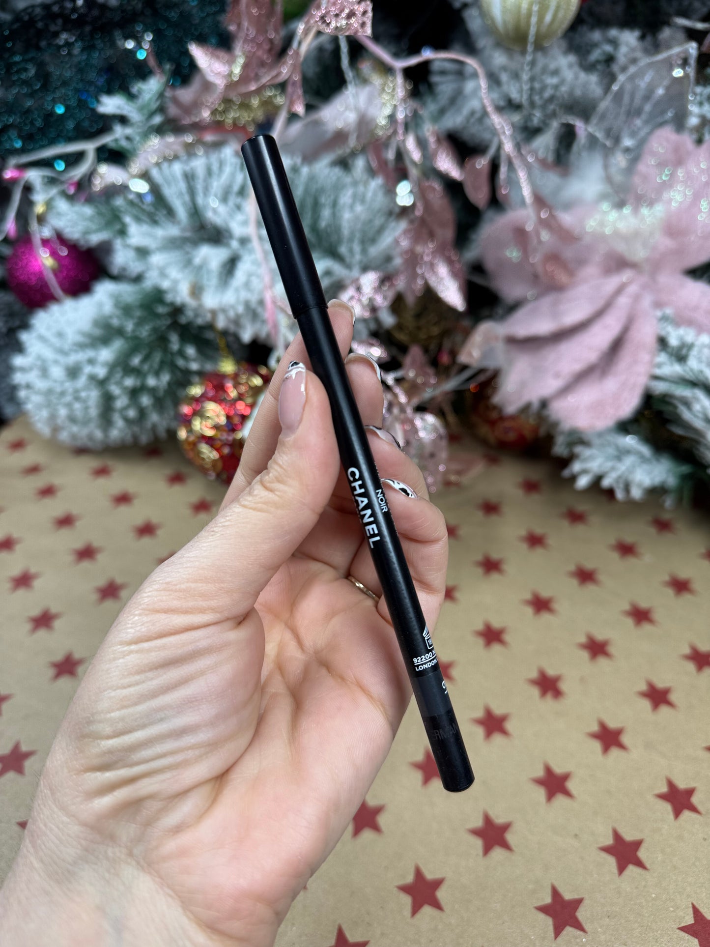 Chanel eye pencil black